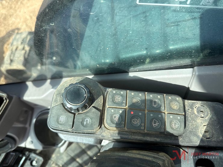 kubota-kx057-5-image-22