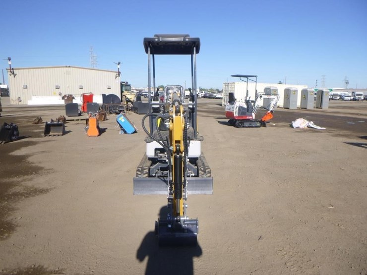 2025-sdlanch-sdle18p-hydraulic-excavator-image-6