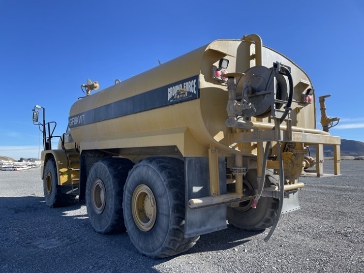 caterpillar-740-image-3