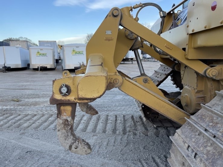 caterpillar-d6t-lgp-image-16