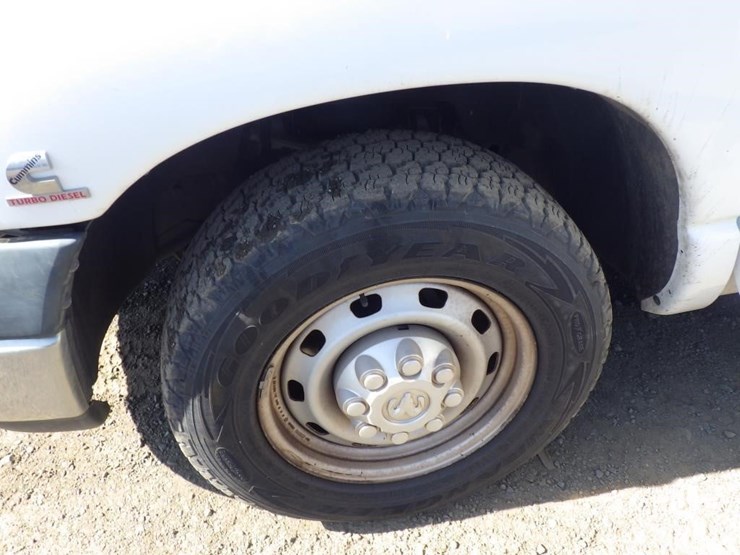 2004-dodge-ram-2500-image-16