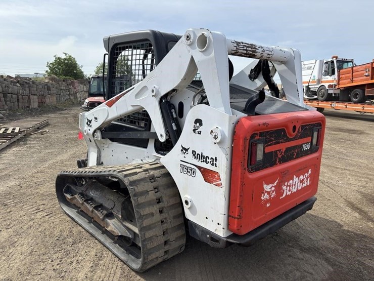 2017-bobcat-t650-image-4