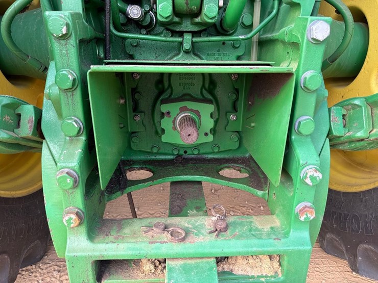 2015-john-deere-8270r-image-8