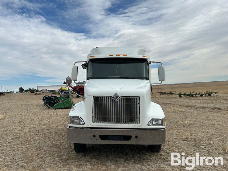 2003-international-9200i-image-2