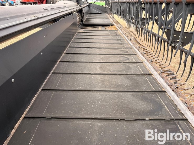 2005-case-ih-2052-image-18