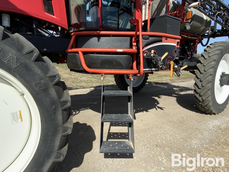 2012-apache-as720-image-19