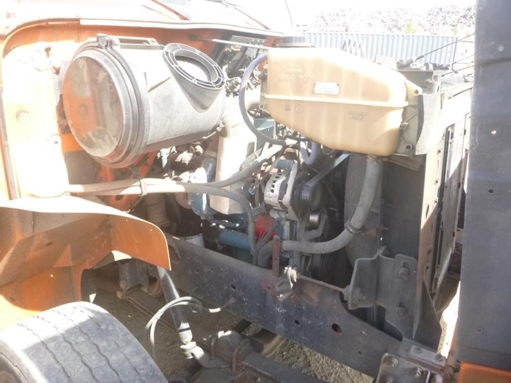 2000-international-4700-image-12