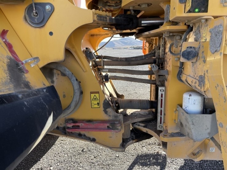 2021-volvo-l220h-image-23