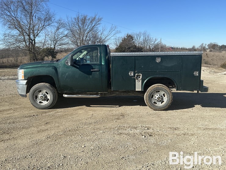 2011-chevrolet-k2500-image-8