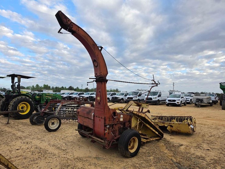 new-holland-718-image-3