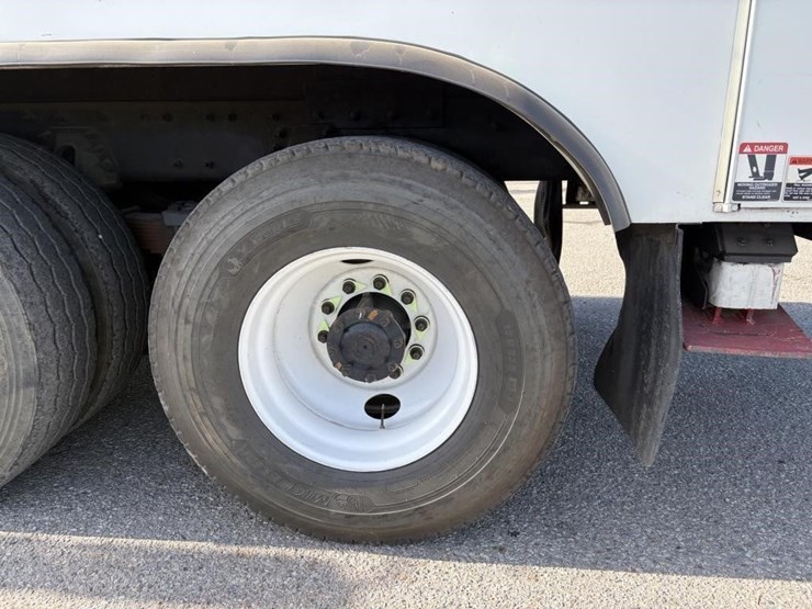 2012-international-workstar-7400-image-5