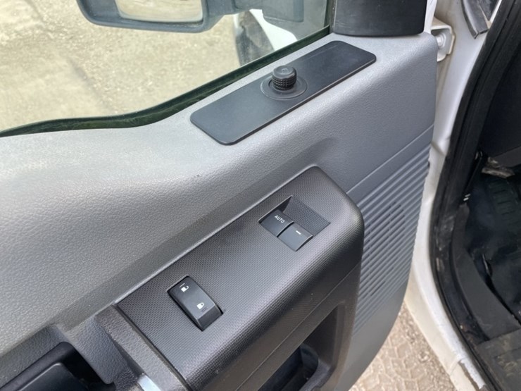 2012-ford-f250-sd-image-15