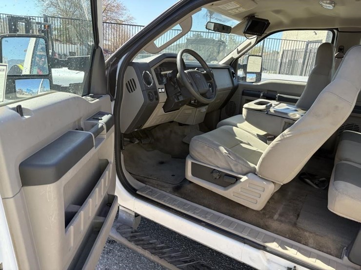 2008-ford-f250-image-12