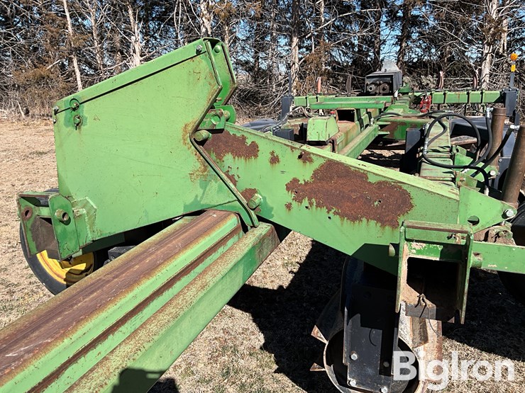john-deere-7000-image-13