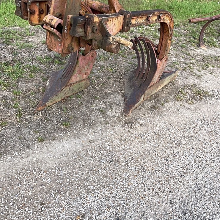 2 row breaking plow