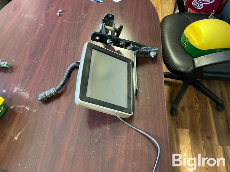 2014-john-deere-2630-image-4