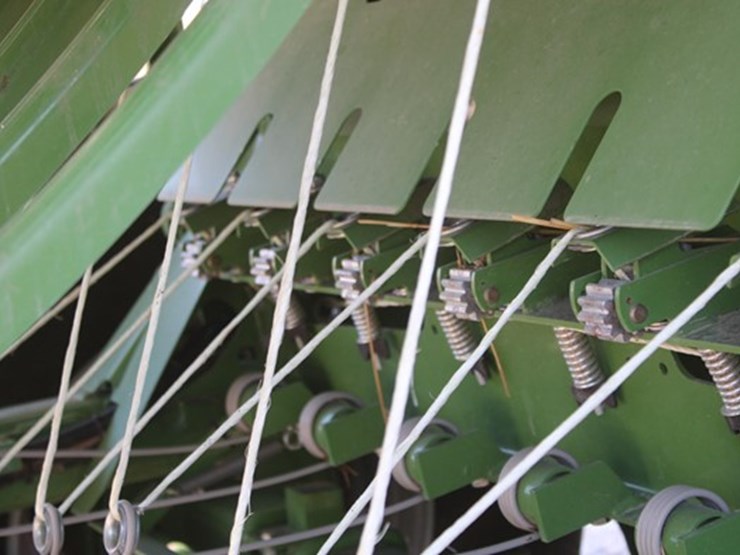 2019-krone-bp4x4hs-image-37