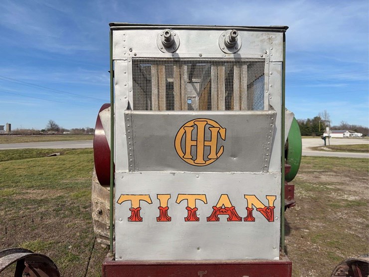 25hp-international-type-d-titan-image-18