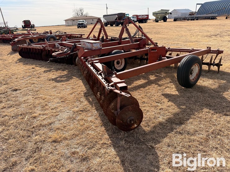 international-490-image-3