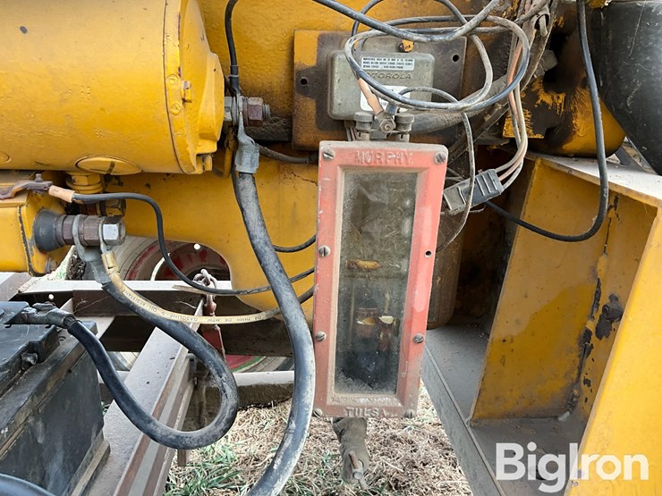 caterpillar-3208-image-17