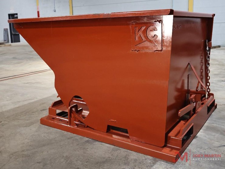 2.0-cu.-yd.-self-dumping-hopper-w/-fork-pockets-image-3