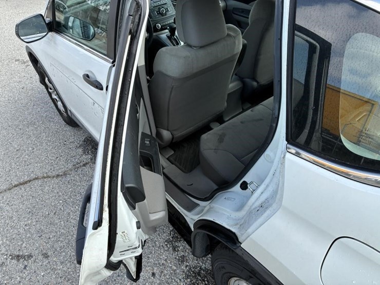 2014-honda-crv-image-12