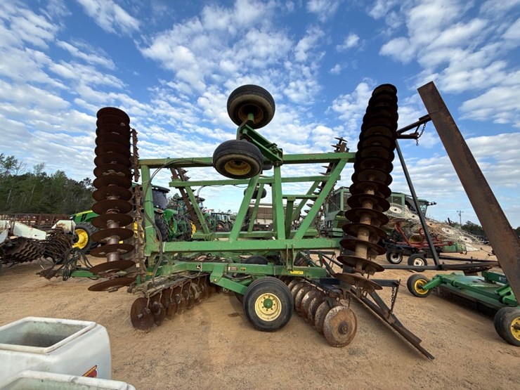 john-deere-637-image-8