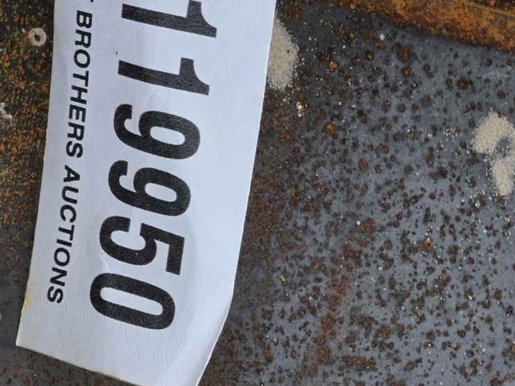 --skid-steer-cutaway-blank-plate-image-3