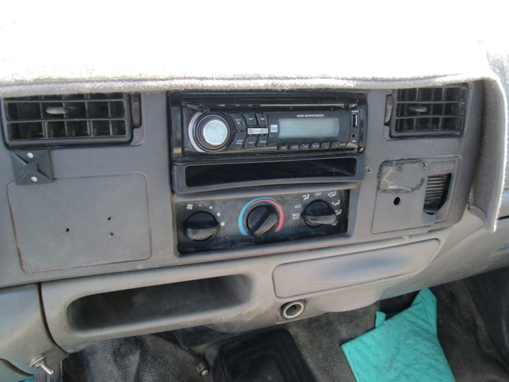 1999-ford-f350-image-32