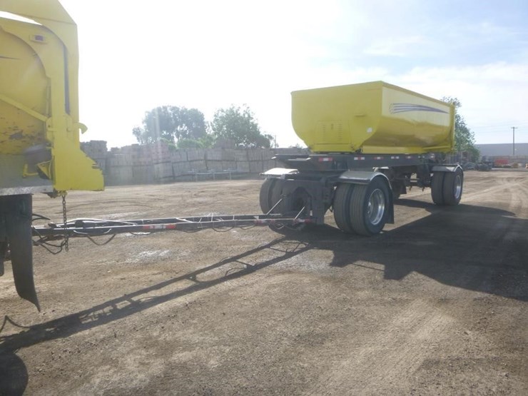 2014-peterbilt-388-image-36