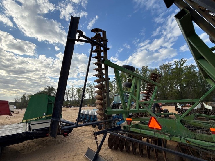 john-deere-637-image-6