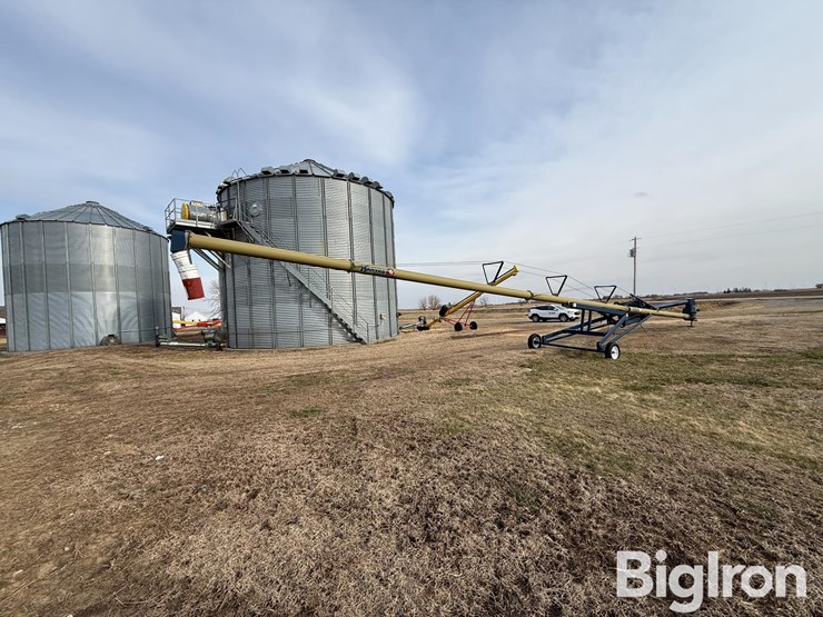 harvest-inernational-h1072-auger-image-5