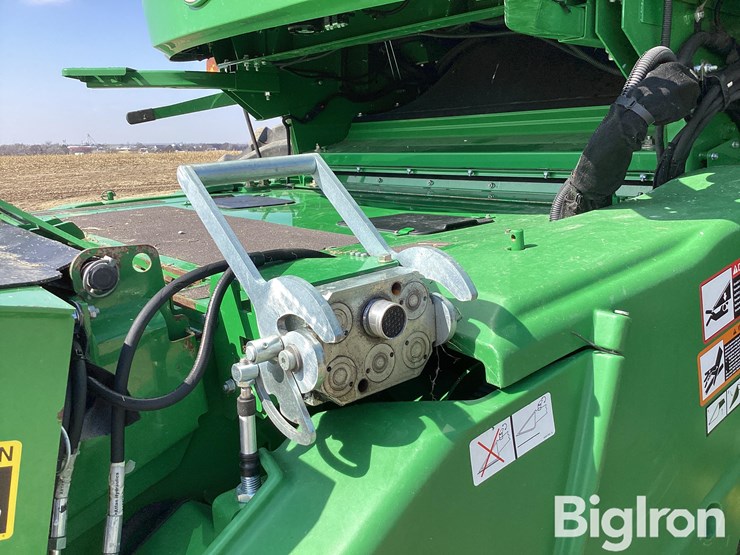2015-john-deere-s660-image-15