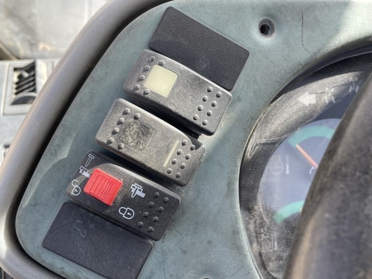 2006-caterpillar-th460b-image-28