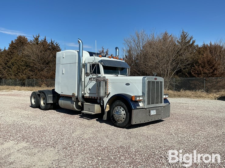 2000-peterbilt-379-image-3