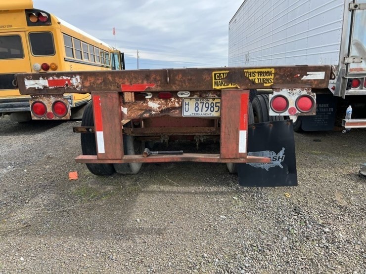 1985-utility-flatbed-image-12