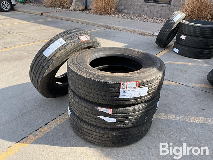 recapped-295/75r22.5-truck-tires-image-7