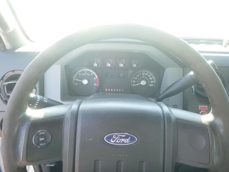 2013-ford-f450-image-16