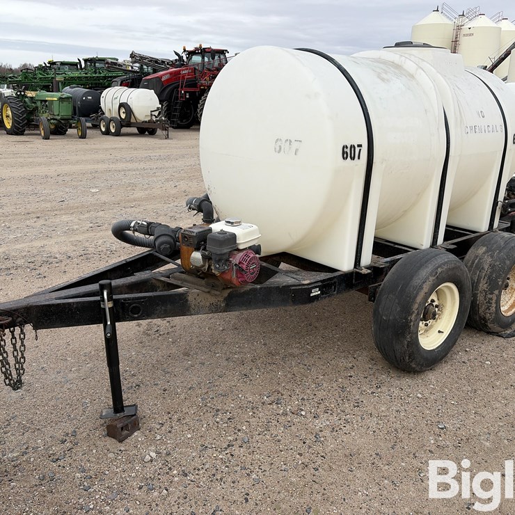 750-Gallon T/A Nurse Tank Trailer