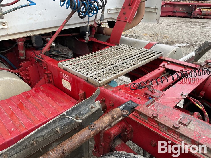 1993-white-wca-image-11