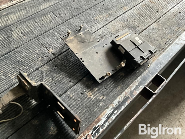 case-ih-ultra-glide-boom-height-system-image-4