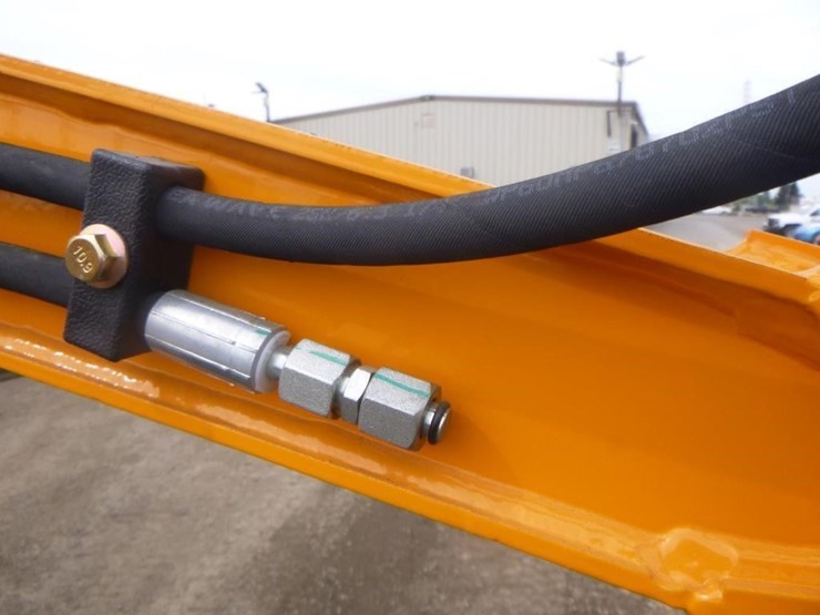 vicsec-vc13-hydraulic-excavator-image-13