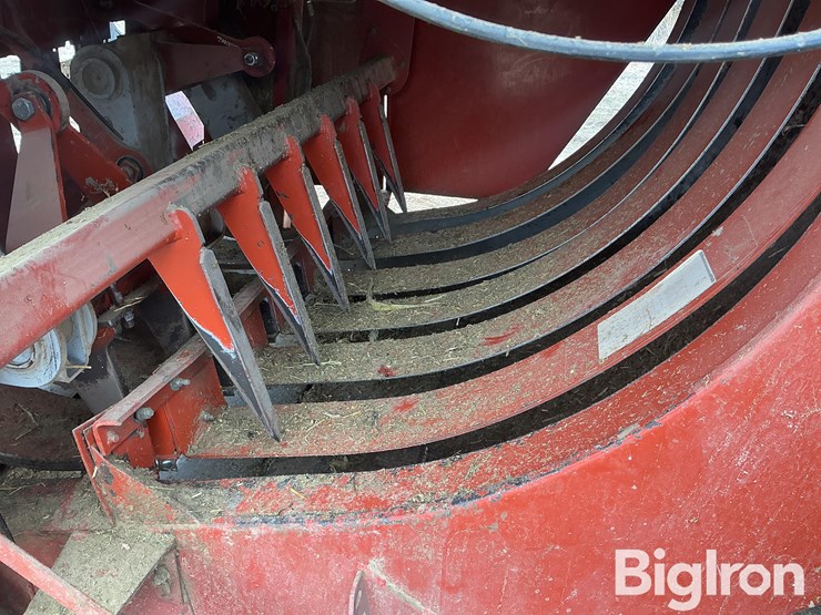 hesston-4910-image-19