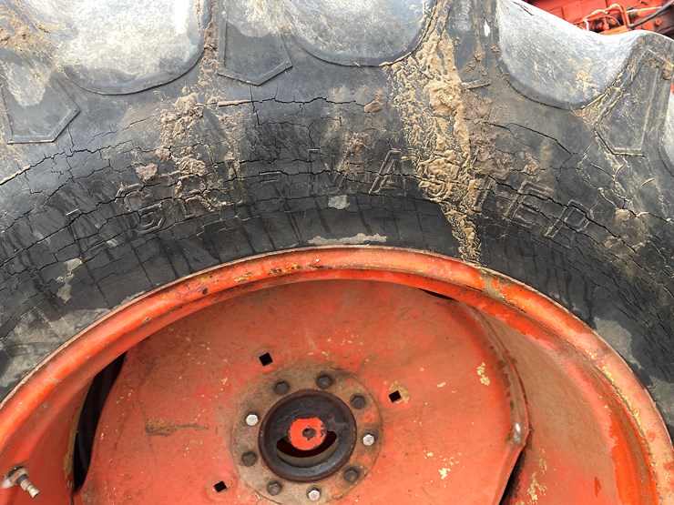 #105-•-case-1030-comfort-king-diesel-tractor-with-duals-image-42