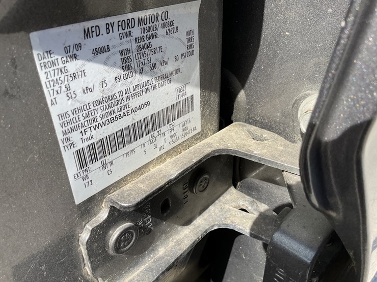 2010-ford-f350-xl-image-8