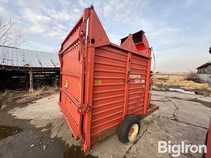 hesston-stackhand-10-forage-stacker-image-5