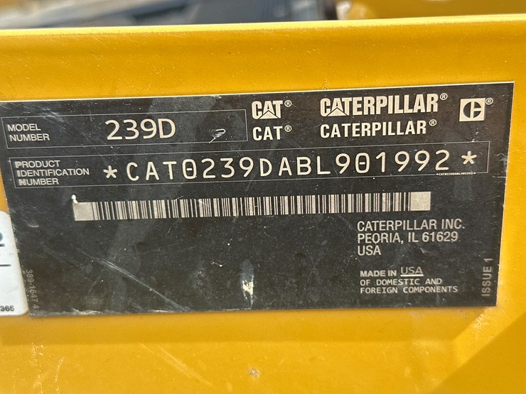 2017-caterpillar-239d-image-63