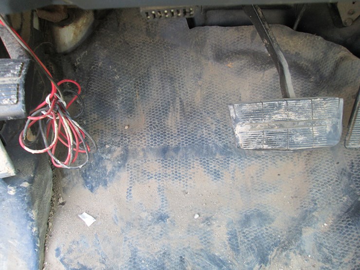 1997-chevrolet-1500-image-23