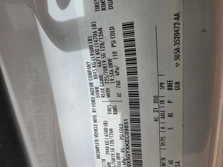 2019-ford-f550-image-15