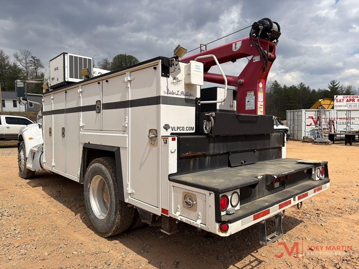peterbiltpb337-service-truck-image-3